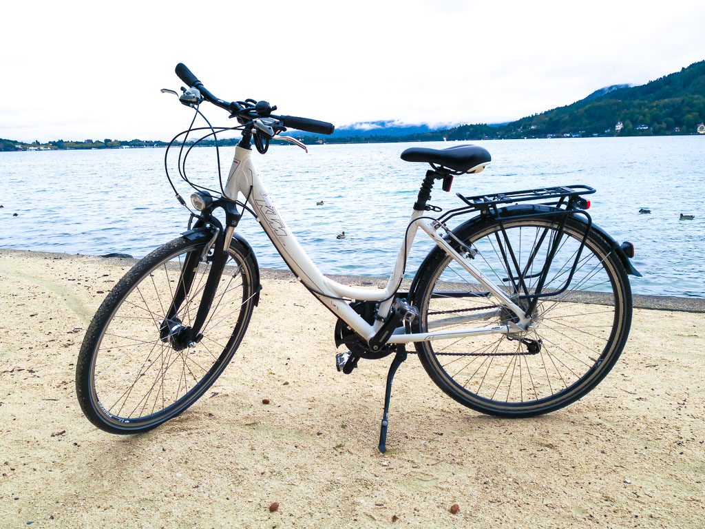 Fahrrad am See